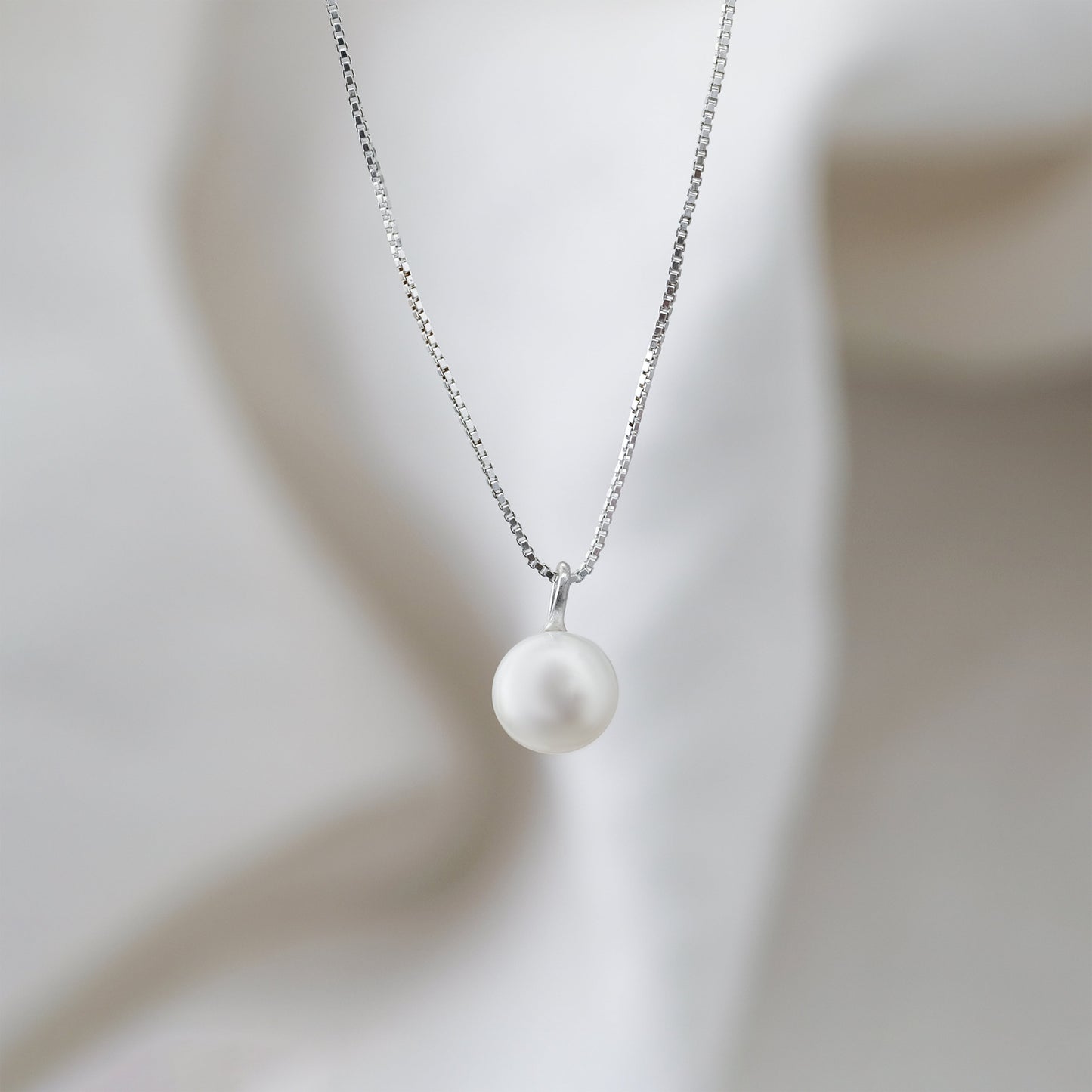 Iman Teeny-Tiny Necklace (925 Sterling Silver)
